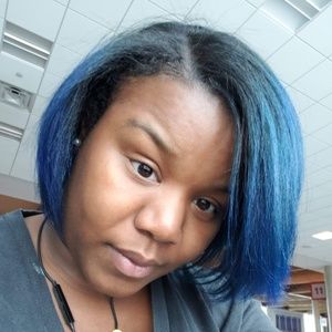 Meet your Posher, Cheyanne